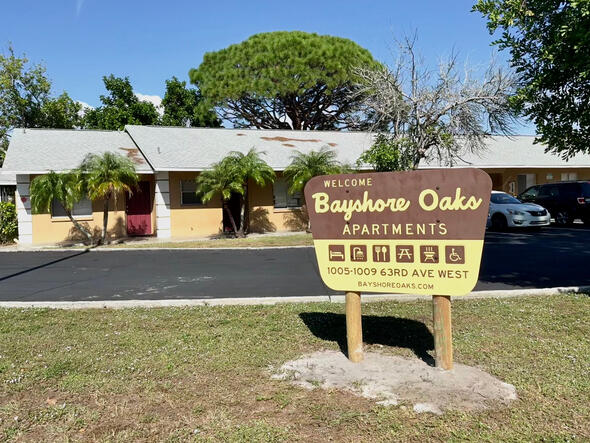 Bayshore Oaks